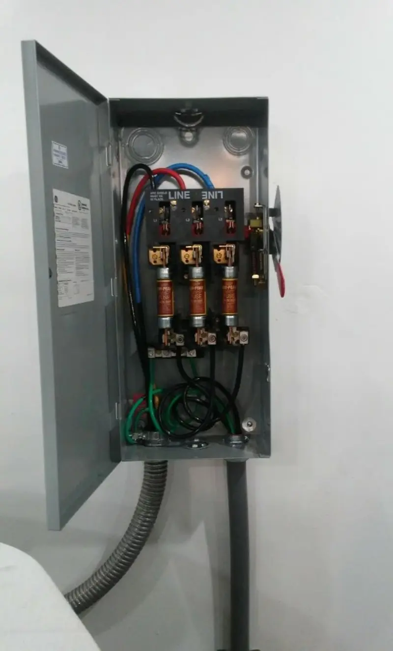 Three-phase disconnect switch installed for Electrical Wiring & Rewiring in West Boylston